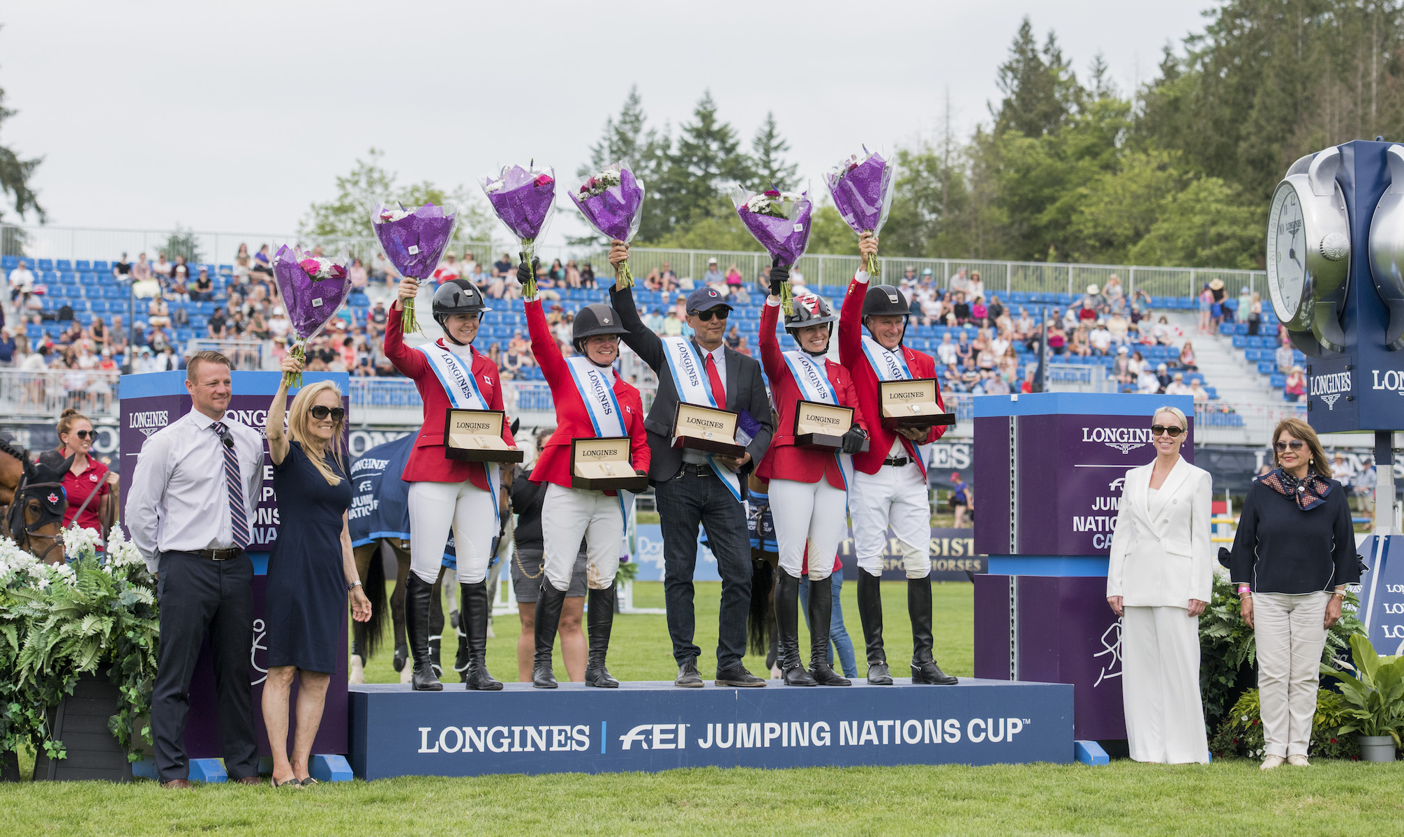 Mario Deslauriers & Bardolina 2 at Thunderbird FEI Nations Cup